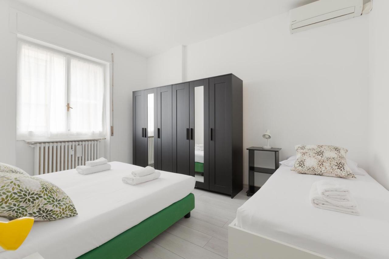 Apartment With Balcony -Bisceglie Red Line Subway Milano Ngoại thất bức ảnh